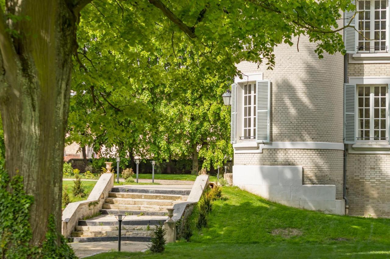 Le Chateau De Cormicy Bed & Breakfast Exterior photo